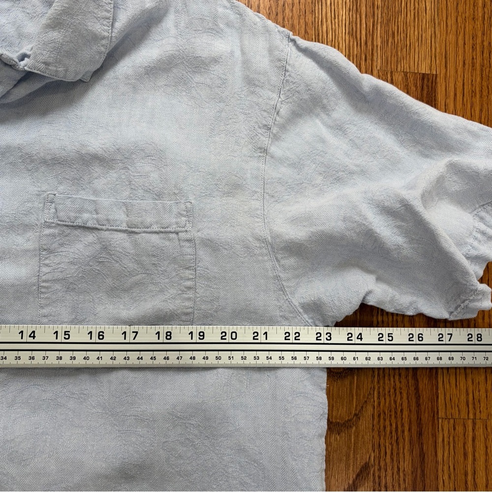 Tommy Bahama Light Blue Casual Beachy Button Down Shirt - Picture 5 of 6